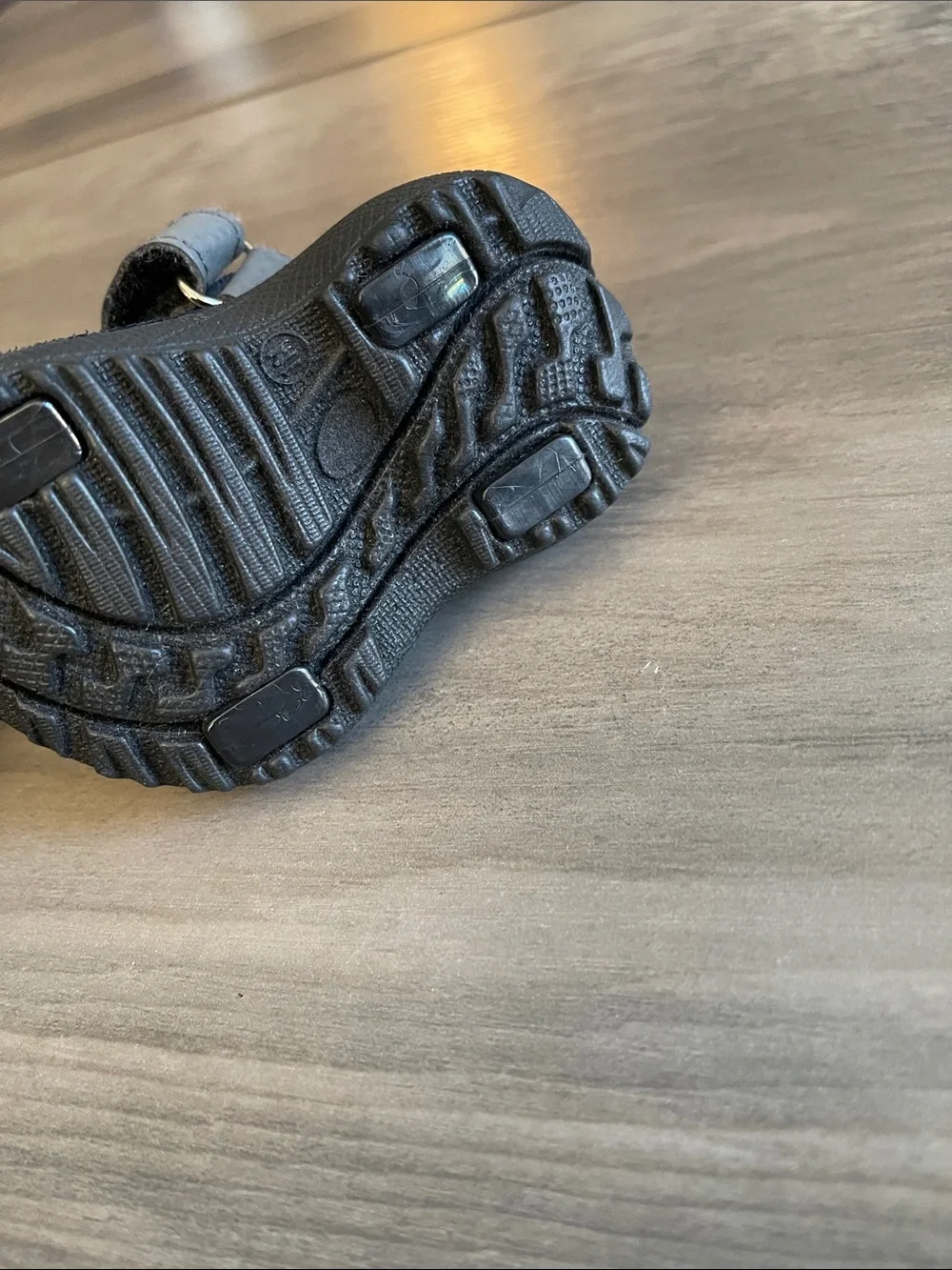 Source Unknown Gray and Green Trail Guide Kids' Sport Sandals